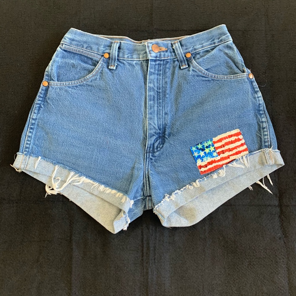 Vintage Custom Wrangler Jean Shorts w/ Flag